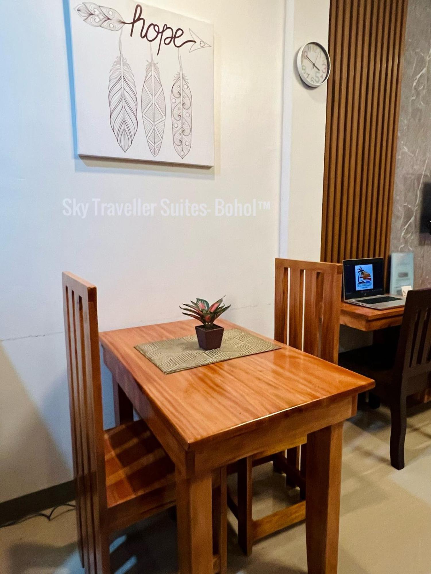 Sky Traveller Suites Panglao Eksteriør bilde